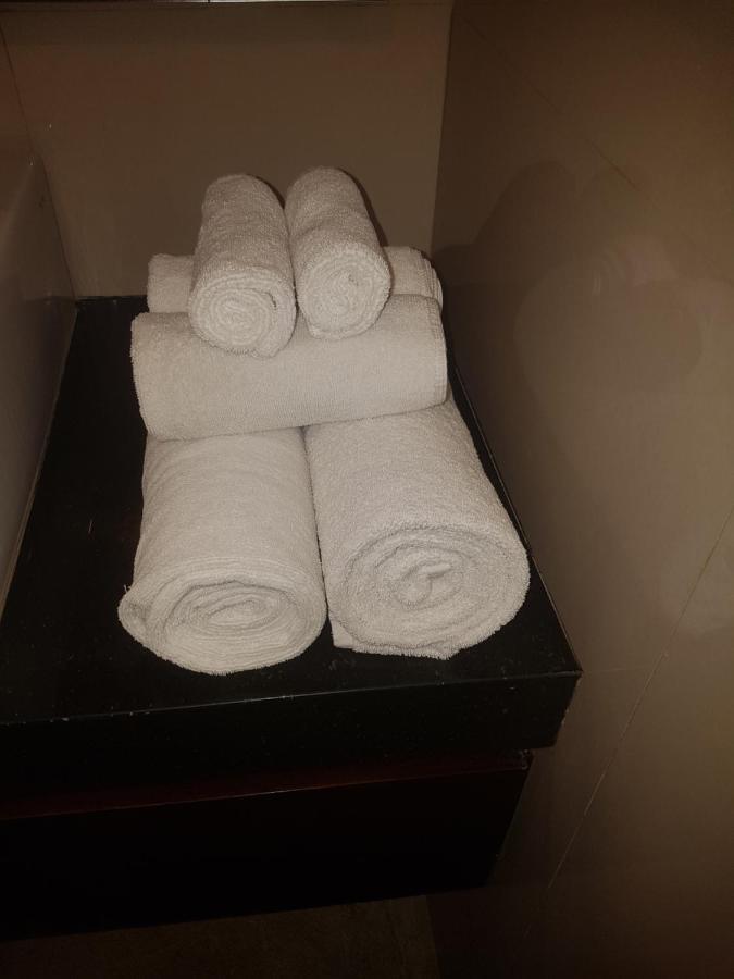 Yogi Homestay Canggu Екстериор снимка